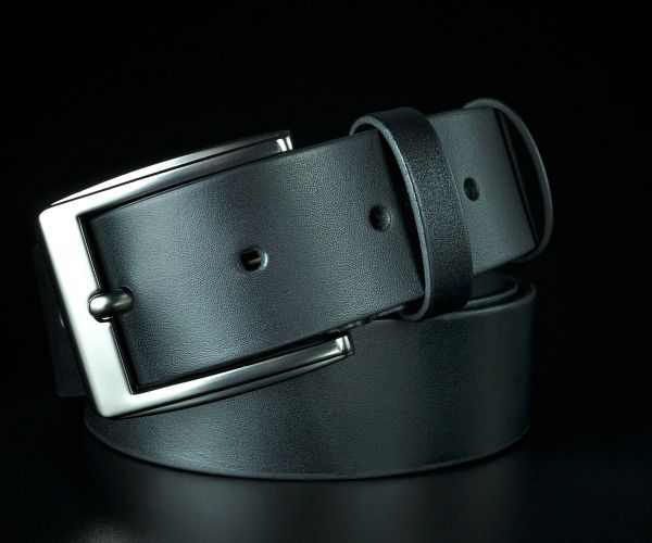 Чоловічий шкіряний ремінь Kremen чорний гладкий 4 см (класична пряжка)
