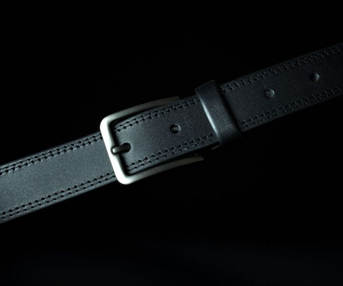 Чоловічий шкіряний ремінь Kremen батал чорний гладкий прошитий 3,5 см — 146 см (класична пряжка)