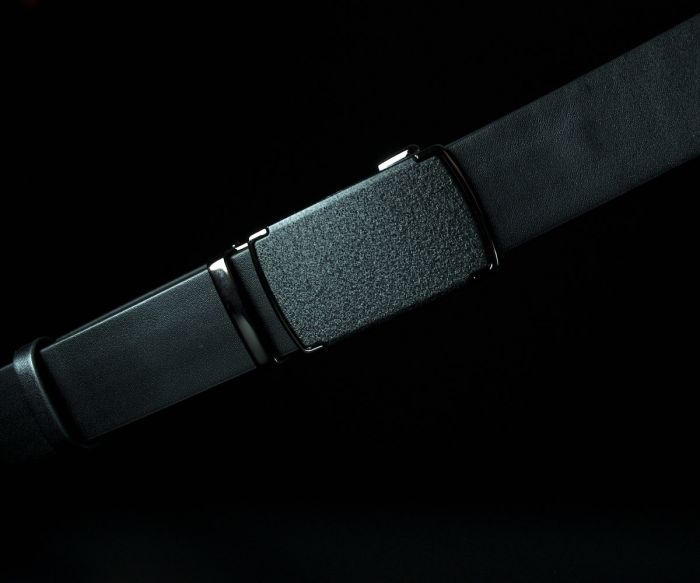 Чоловічий шкіряний ремінь Kremen чорний  3,7 см — 120 см (пряжка автомат)