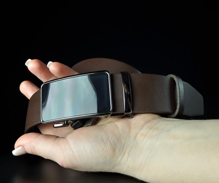 Чоловічий шкіряний ремінь преміум Kremen коричневий 3,7 см — 117 см (чорна глянцева пряжка автомат)