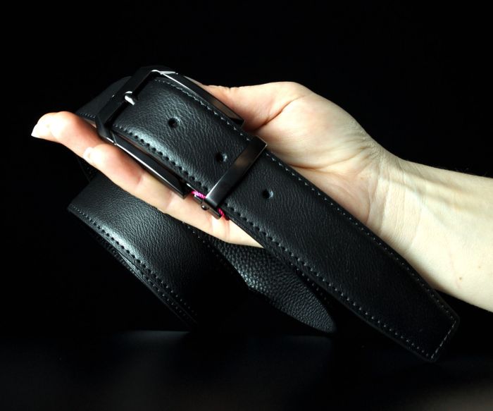 Чоловічий шкіряний ремінь De Esse чорний прошитий, класична пряжка (3,5 см)