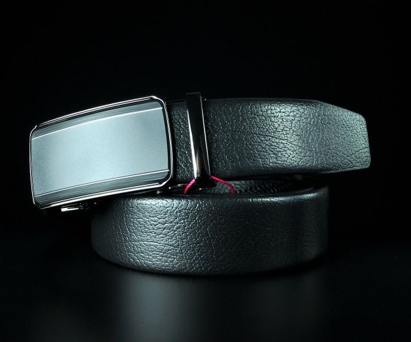 Чоловічий шкіряний ремінь De Esse чорний, пряжка автомат (3,5 см)