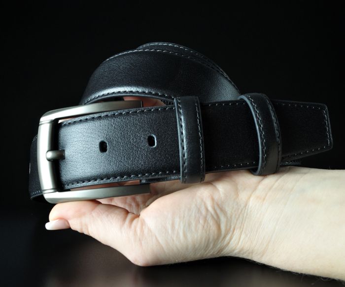 Чоловічий чорний ремінь De Esse з надійною прошивкою, класична пряжка (3,8 см)