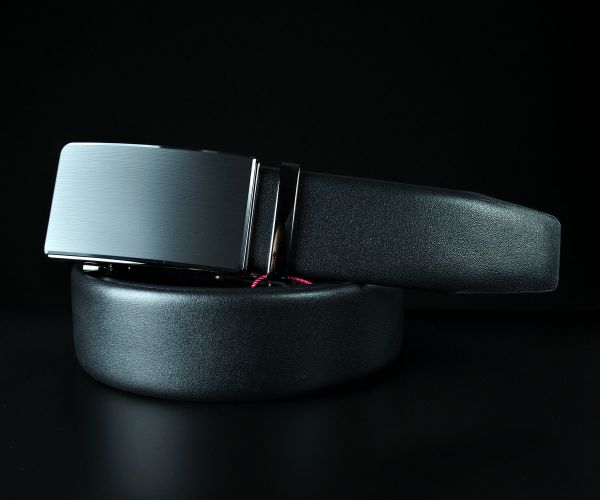 Чоловічий шкіряний ремінь-автомат De Esse чорний з текстурною пряжкою (3,5 см)