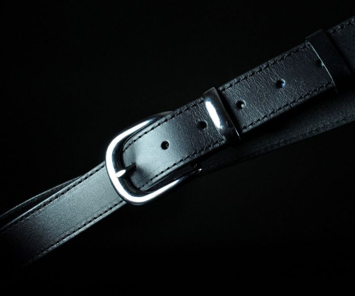 Жіночий шкіряний пасок Sfip чорний, гладкий з прошивкою (3 см)