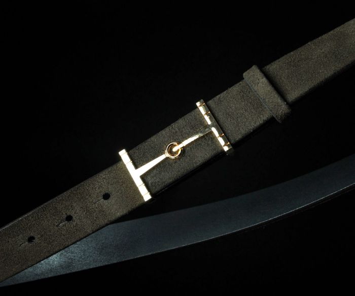 Жіночий замшевий ремінь Kremen коричневий, пряжка-гвоздик (3 см)