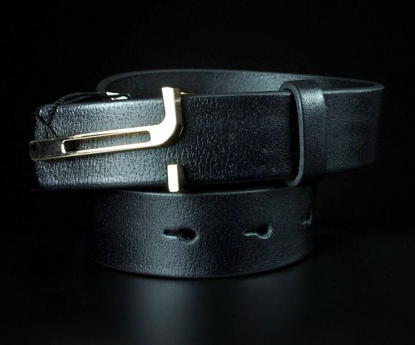 Жіночий чорний ремінь Kremen із золотистою пряжкою гвоздиком (3 см)